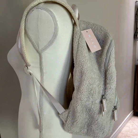 Wilo The Label Sherpa Backpack in Cream New Ready for Gifting - Picture 2 of 10